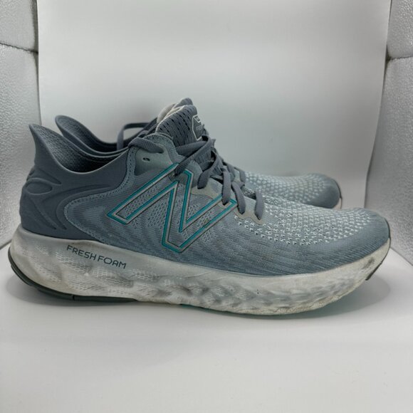 New Balance Fresh Foam 1080v11 Cyclone‎ Shoes Mens Size 11 Gray Green Running - Picture 1 of 11